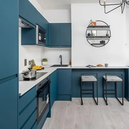 3 Bed New House ! Perfect Central Location- 5 Minutes From Tube Station London Exterior foto