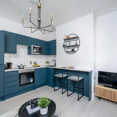 3 Bed New House ! Perfect Central Location- 5 Minutes From Tube Station London Exterior foto